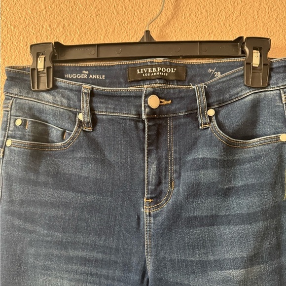 Liverpool the hugger ankle jean - Picture 3 of 8